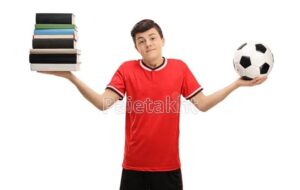 چرا اشتغال به تحصیل به عنوان یک مدرک برای فوتبالیست های پایه لازم است؟ چرا اشتغال به تحصیل به عنوان یک مدرک برای فوتبالیست های پایه لازم است؟